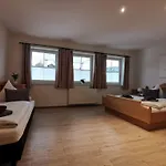 Апартаменти Gaestehaus Amade Флахау