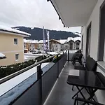Апартаменти Gaestehaus Amade *