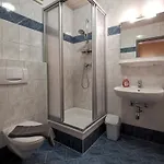 Апартаменти Gaestehaus Amade