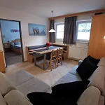 Апартаменти Gaestehaus Amade *