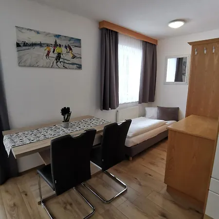 Gaestehaus Amade 아파트