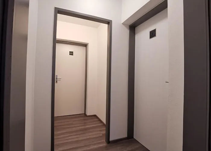 Gaestehaus Amade 플라차우